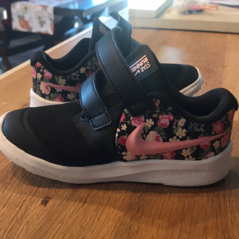 Nike shoes